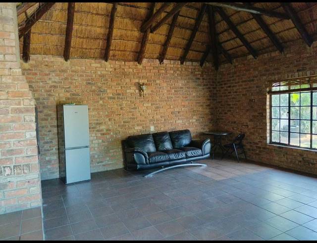3 BEDROOM HOUSE FOR SALE IN BIRCH ACRES